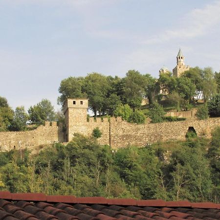 Home With The Veranda Veliko Tarnovo Exterior photo