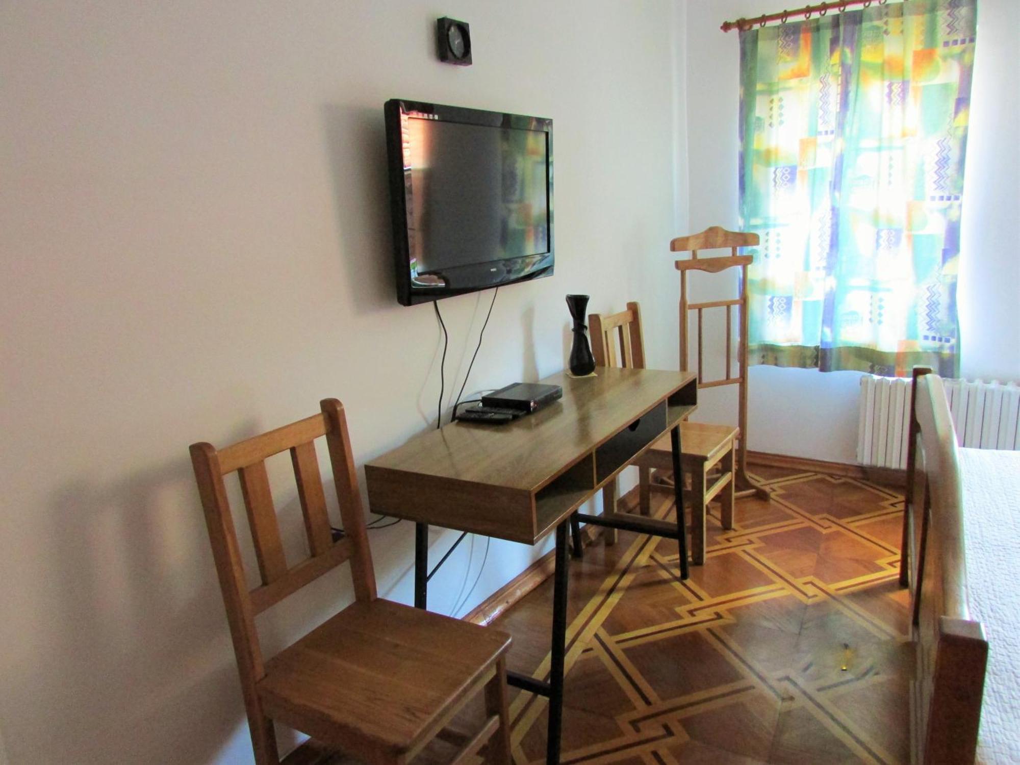 Home With The Veranda Veliko Tarnovo Exterior photo