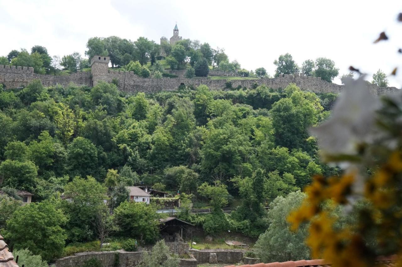 Home With The Veranda Veliko Tarnovo Exterior photo